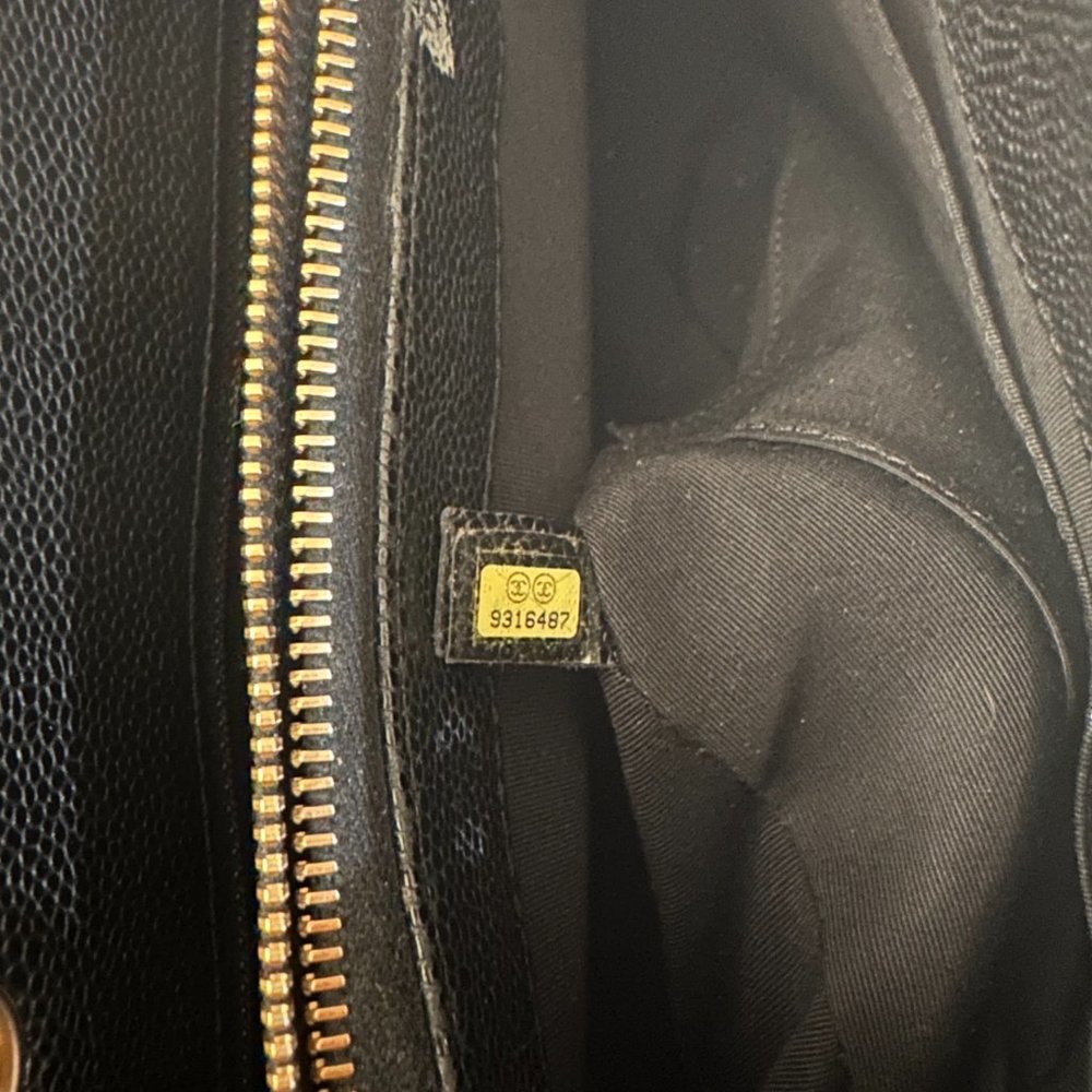 CHANEL GST [Grand shopping Tote] Shoulder Bag - Picture 7 of 13